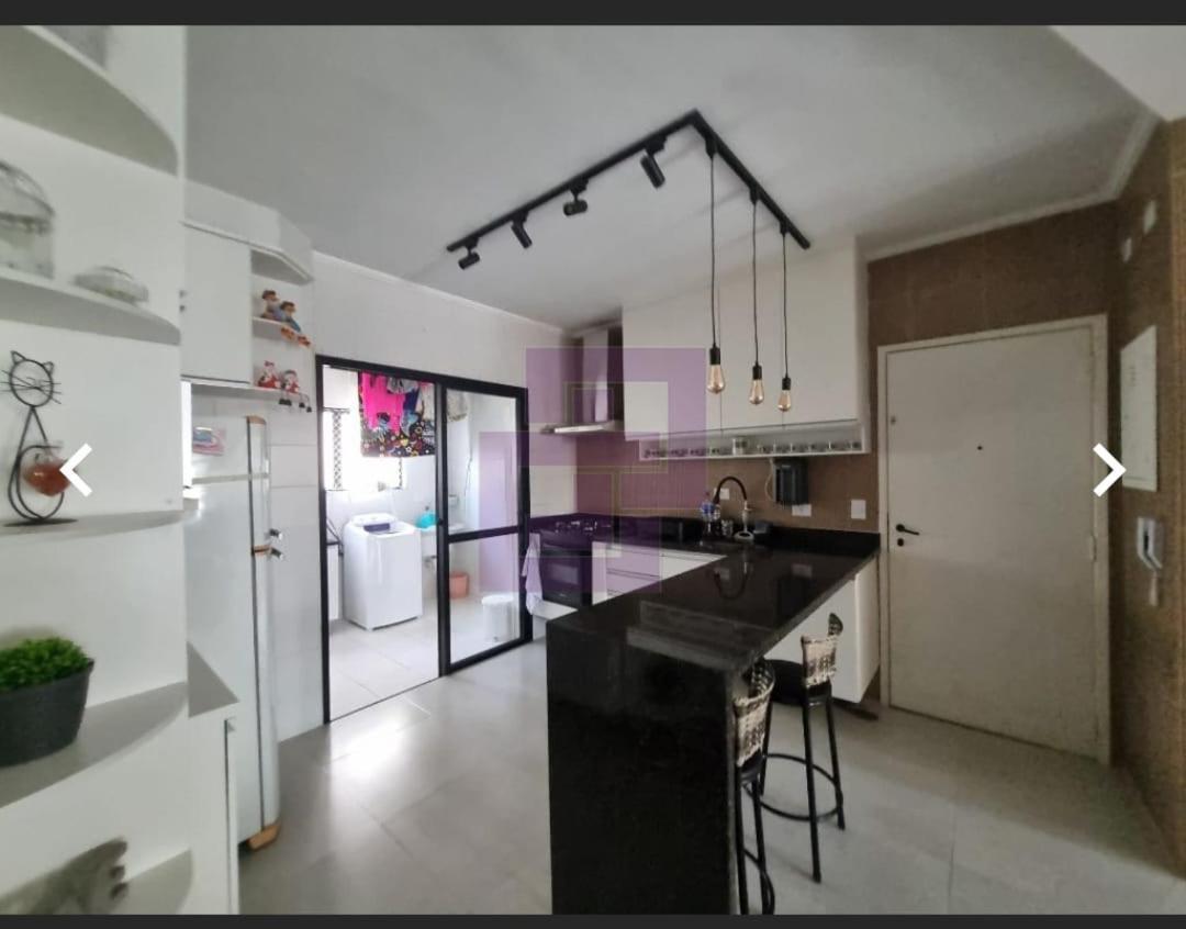 Pitangueiras - Golden Tower Apartment